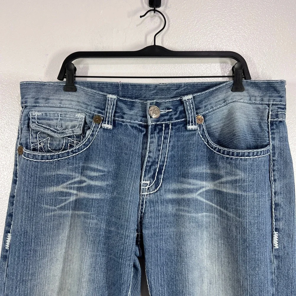 Vintage Y2K True Religion Bobby Big‎ T Jeans Men's 38 USA Made World Tour Denim